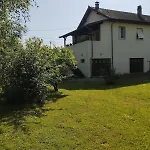 Avec Terrasse Et Jardin Sainte-Croix (Tarn)