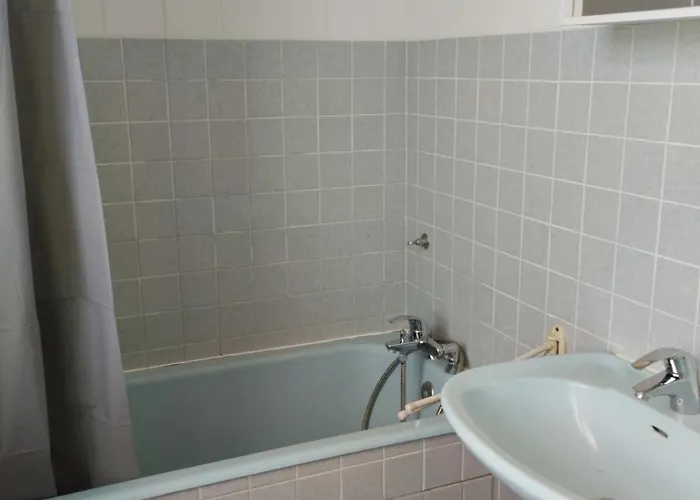 Avec Terrasse Et Jardin Sainte-Croix (Tarn)